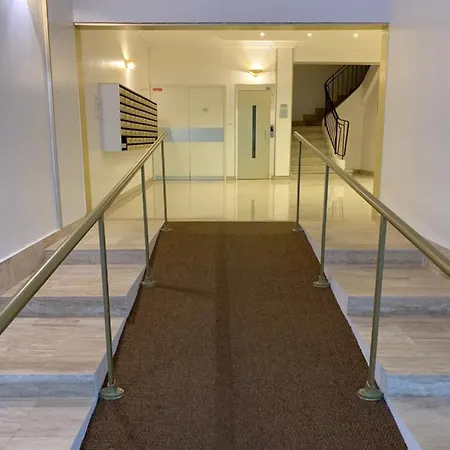Terrasse Rue D'antibes 2 Chambres Proche Et Palais Cannes