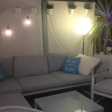 Apartment Terrasse Rue D'antibes 2 Chambres Proche Et Palais